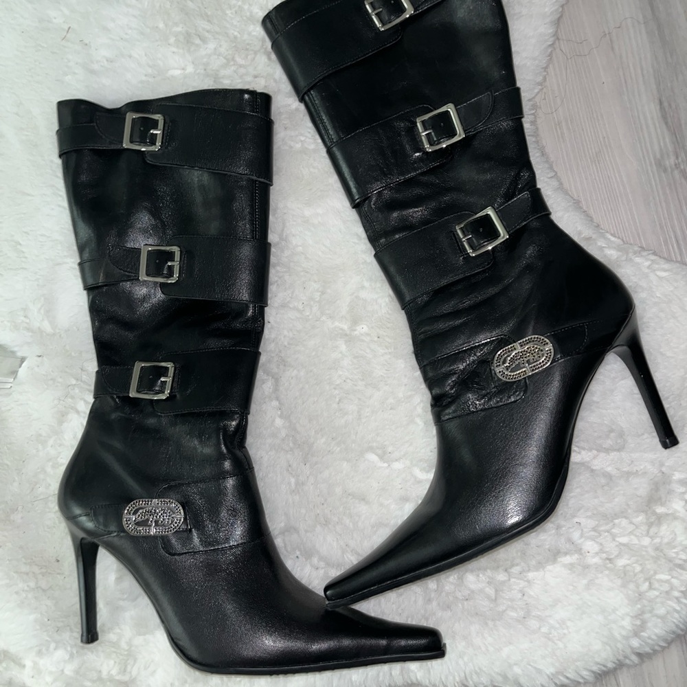 Black boots